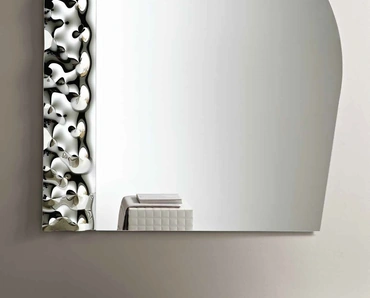 Specchio Lock con inserto in vetro mosso di Capodarte