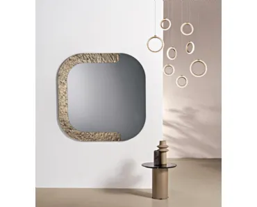 Specchio Volta con cornice in vetro martellato di Capodarte