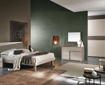 Armadio con ante scorrevoli Abaco 132 Dublino finitura Cachemire con fascia centrale Grigio Londra di Gierre Mobili