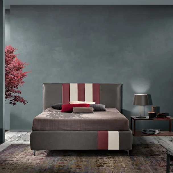 Letto Stripes in ecopelle di Artigianaletti