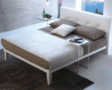 Letto con testiera in ecopelle capitonné Ale di Ergogreen