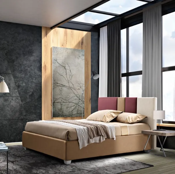 Letto in tessuto con testiera a pannelli colorati Kant di Artigianaletti