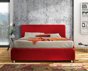 Letto in tessuto color aragosta con testiera Klem di Artigianaletti