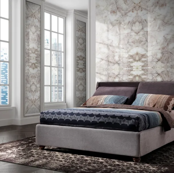 Letto matrimoniale in tessuto con 2 grandi poggiatesta Open 600 2 di Artigianaletti