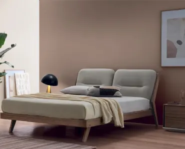 Letto moderno in legno con testiera in tessuto imbottito Sussurro di Le Fablier