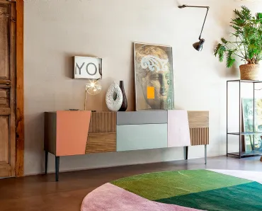Madia Zero16 Creativa formata da pannelli in legno con varie finiture di Devina Nais