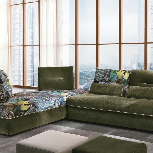 Divano letto angolare in velluto e motivi floreali Flam di Max Divani