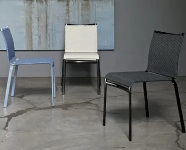 Sedia Net con struttura in acciaio rivestita in Texplast di Bontempi