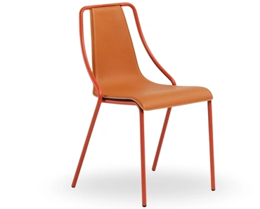 Sedia Ola in cuoio di Midj