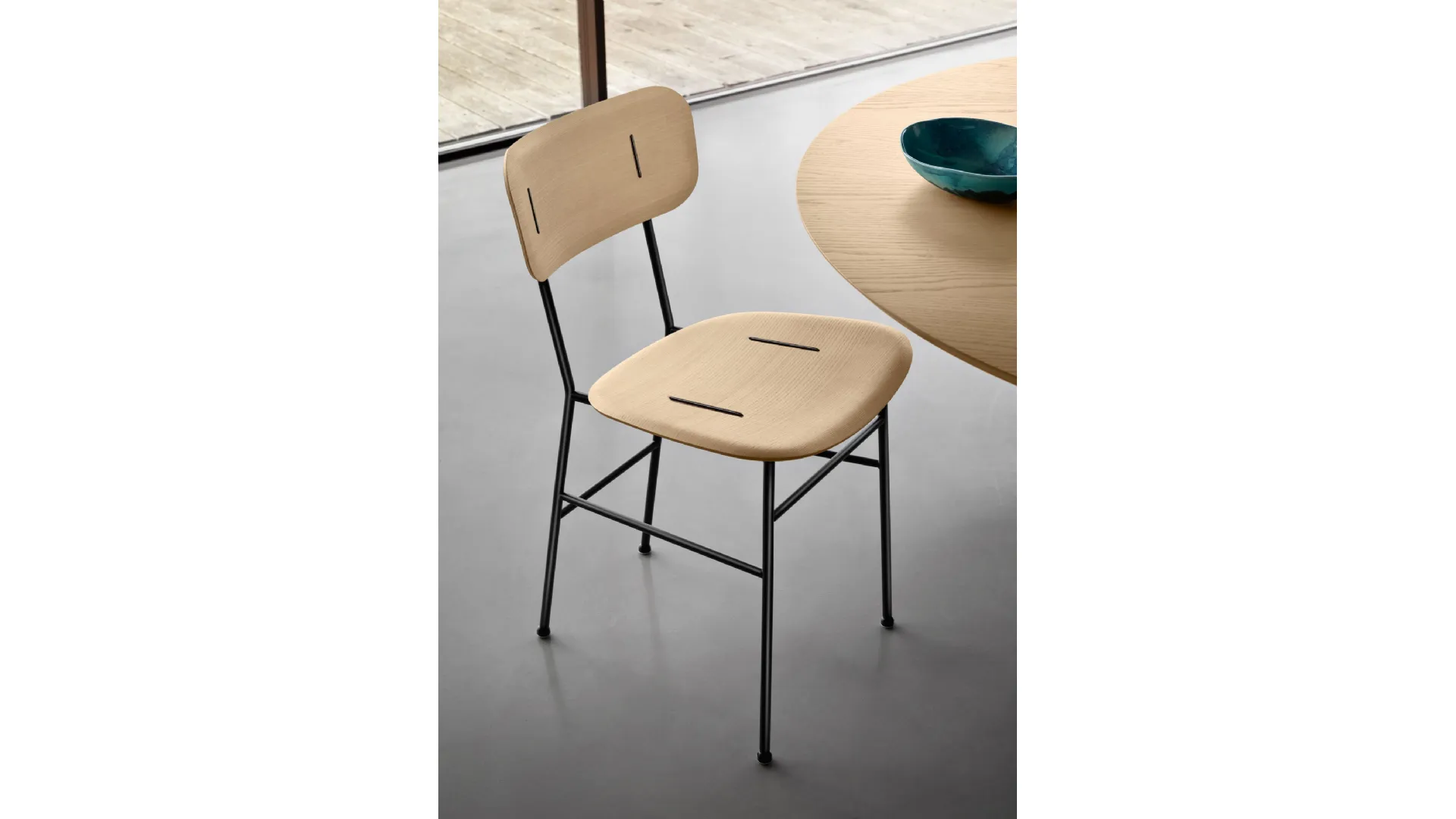 Sedia Piuma in legno di Midj