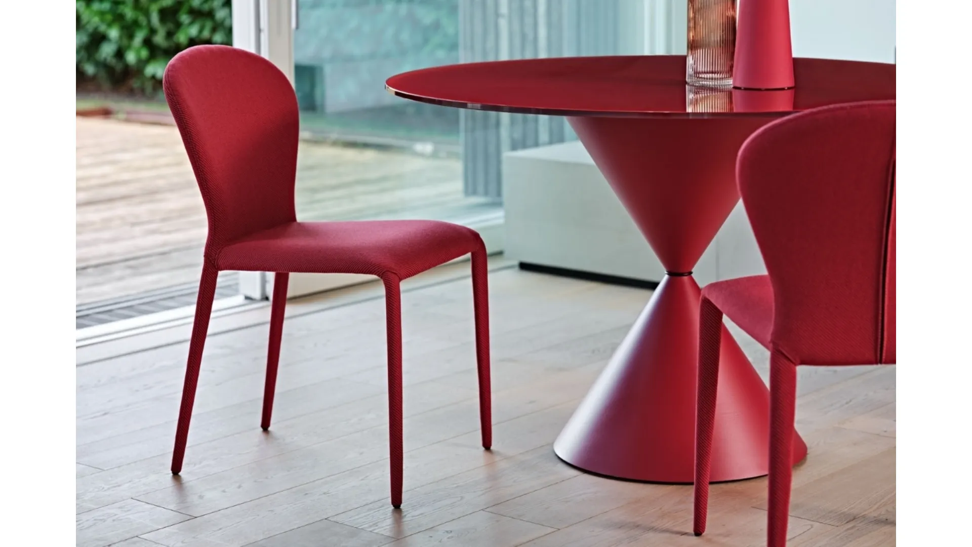 Sedia in tessuto imbottito Soffio di Midj