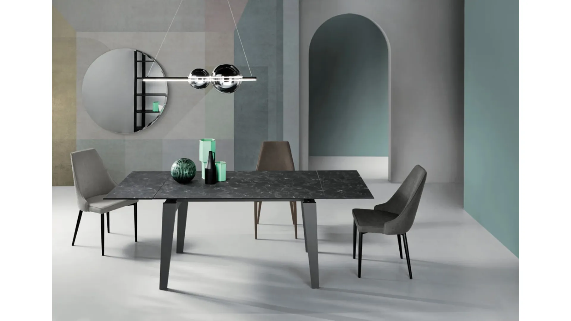 Tavolo allungabile Niky in vetro laminato effetto marmo di Capodarte