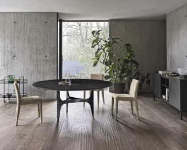 Tavolo Universe Rotondo con top in Rovere Carbone impiallacciato di Bontempi